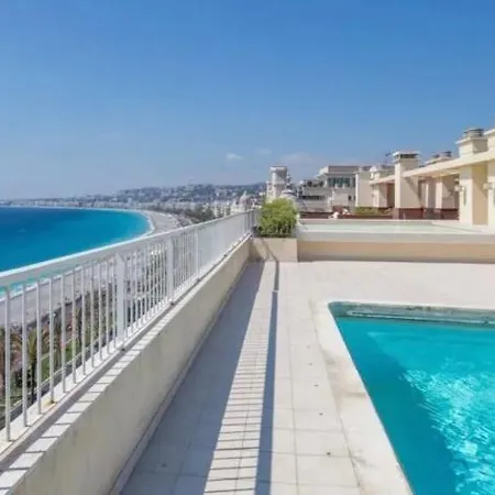 Apartment Le Royal, Spacious Seaside Rooftop And Pool Nice